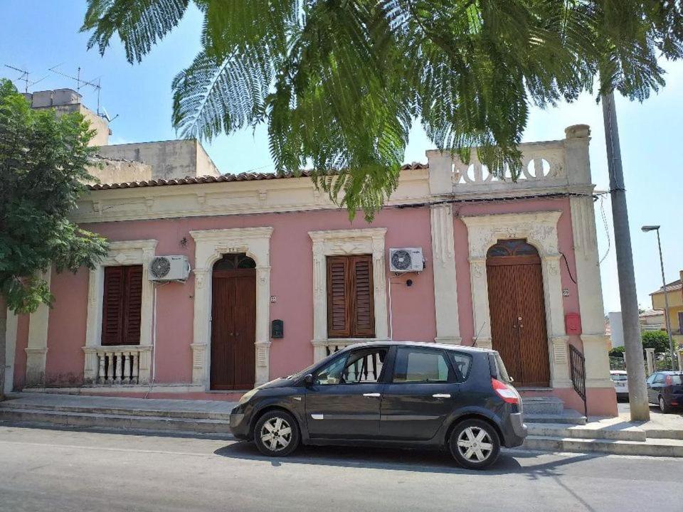 Pink Liberty House Villa Santa Croce Camerina Exteriör bild